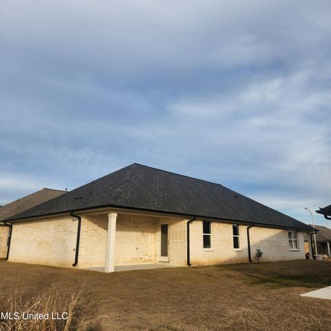 7899 Gardendale Drive, Olive Branch, MS 38654