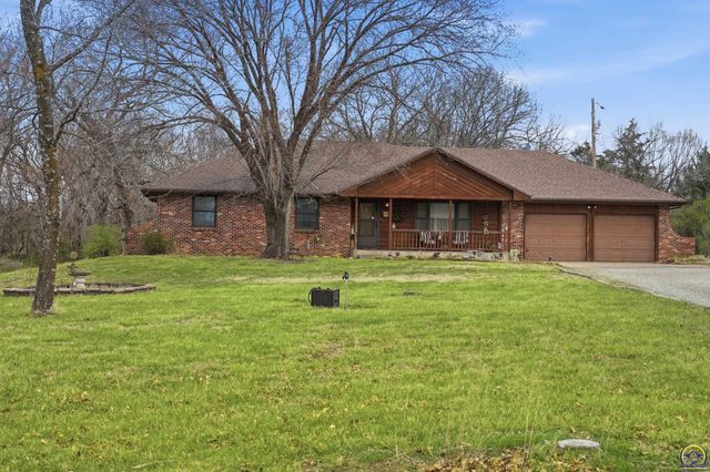 2320 NE 46th ST, Topeka, KS 66617