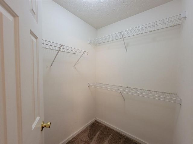 518 Bellingham Drive, Sugar Hill, GA 30518