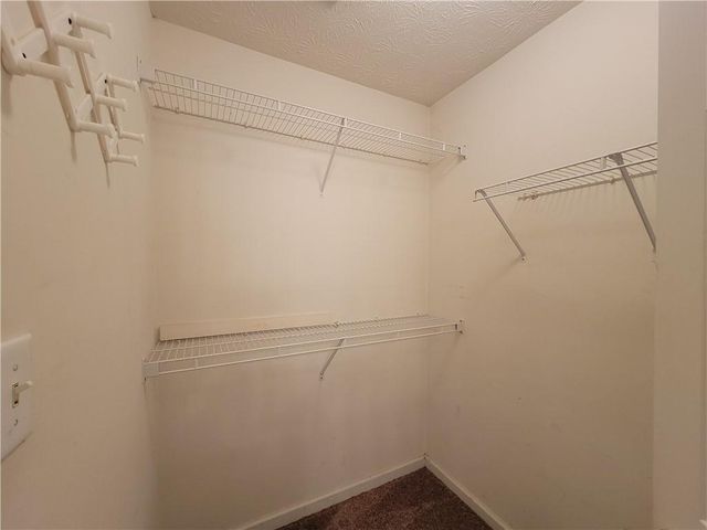 518 Bellingham Drive, Sugar Hill, GA 30518