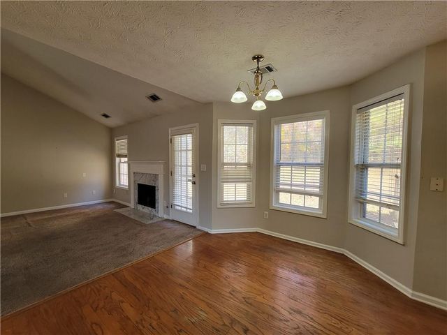 518 Bellingham Drive, Sugar Hill, GA 30518