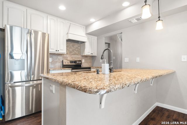 4818 Bill Anders Dr, Kirby, TX 78219