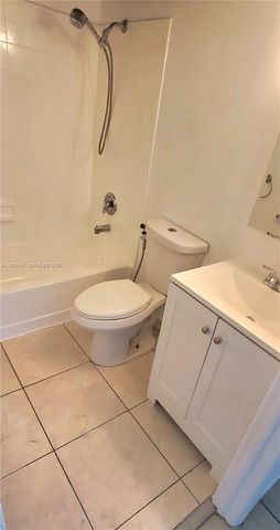 7405 SW 152nd Ave 101-3, Miami, FL 33193