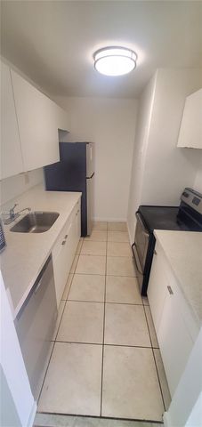 7405 SW 152nd Ave 101-3, Miami, FL 33193