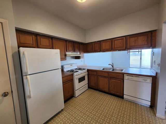 1510 Golfview Court 1510, Glendale Heights, IL 60139