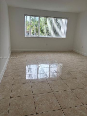 6930 Miami Gardens Dr 1-411, Hialeah, FL 33015