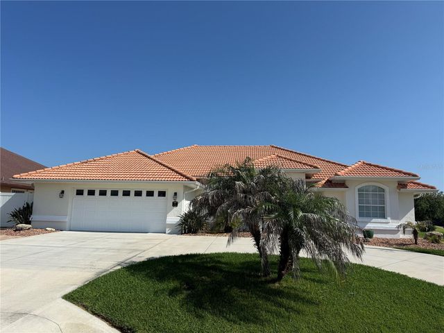 17 CRAZY HORSE COURT, Palm Coast, FL 32137