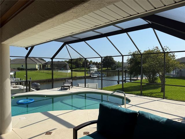 17 CRAZY HORSE COURT, Palm Coast, FL 32137