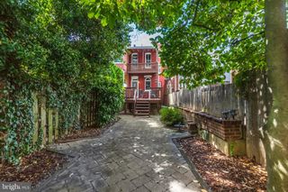 3357 18TH ST NW, Washington, DC 20010