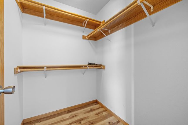 1616 DAKOTA DR SW, Minot, ND 58701