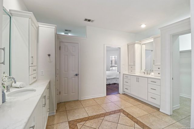 2811 MCCASKEY RIDGE, San Antonio, TX 78258