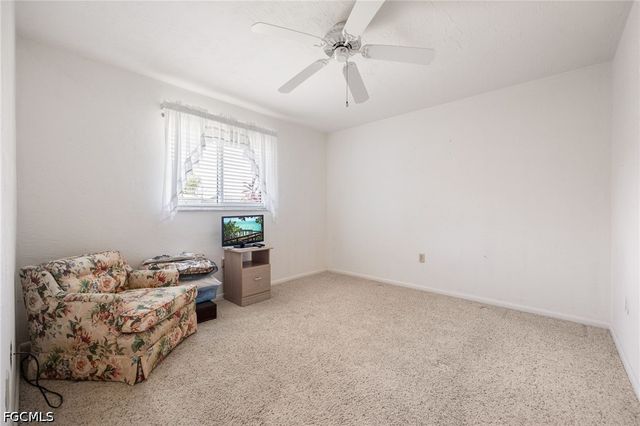 5585 Hamlet LN, Fort Myers, FL 33919