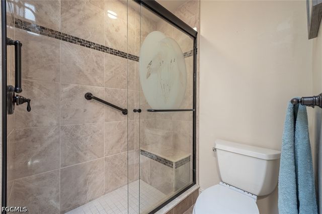 5585 Hamlet LN, Fort Myers, FL 33919