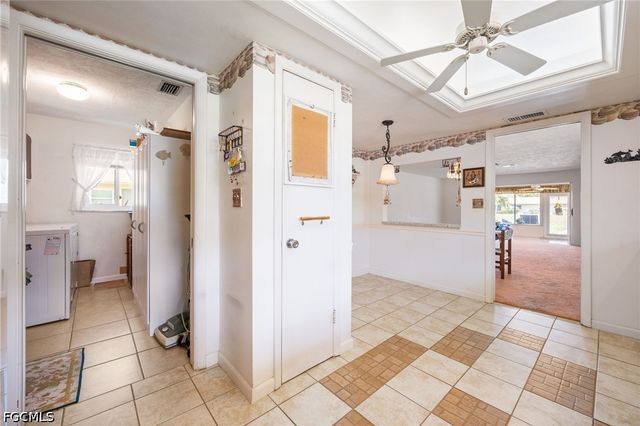 5585 Hamlet LN, Fort Myers, FL 33919