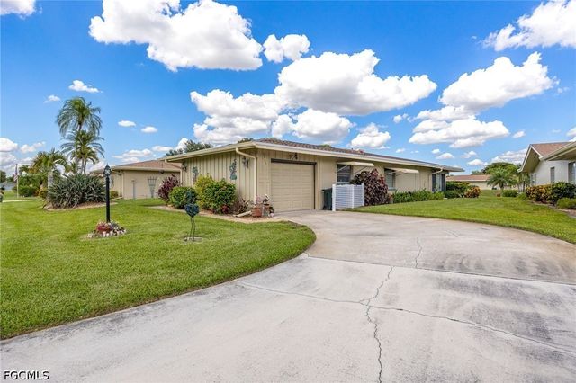 5585 Hamlet LN, Fort Myers, FL 33919