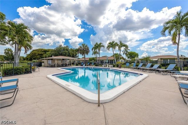 5585 Hamlet LN, Fort Myers, FL 33919