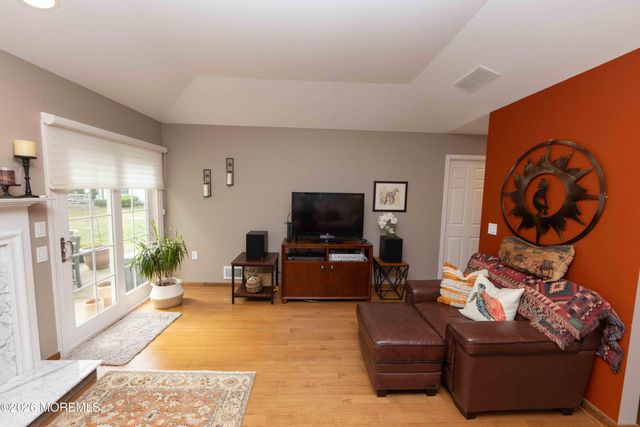 3 Abercorn Court, Jackson, NJ 08527