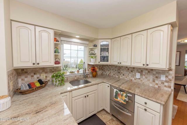 3 Abercorn Court, Jackson, NJ 08527