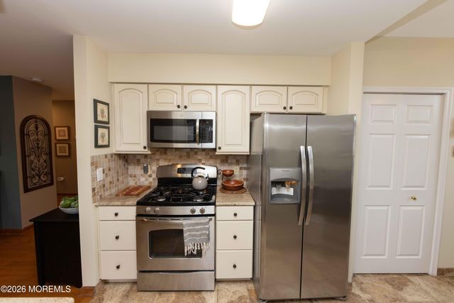 3 Abercorn Court, Jackson, NJ 08527