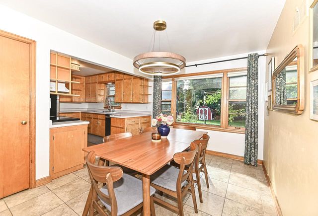 N90W16555 Roosevelt DRIVE, Menomonee Falls, WI 53051
