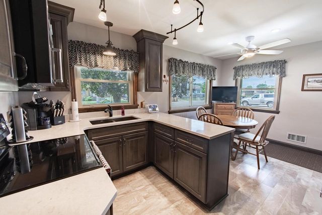 1726 22nd STREET, Kenosha, WI 53140