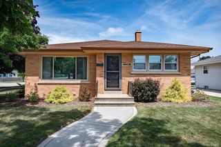 1726 22nd STREET, Kenosha, WI 53140