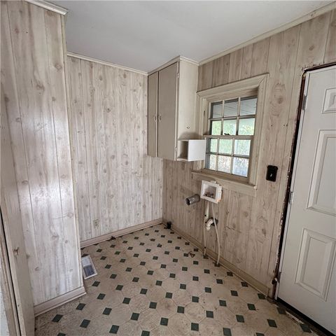 4060 E Huntsville Road, Fayetteville, AR 72701