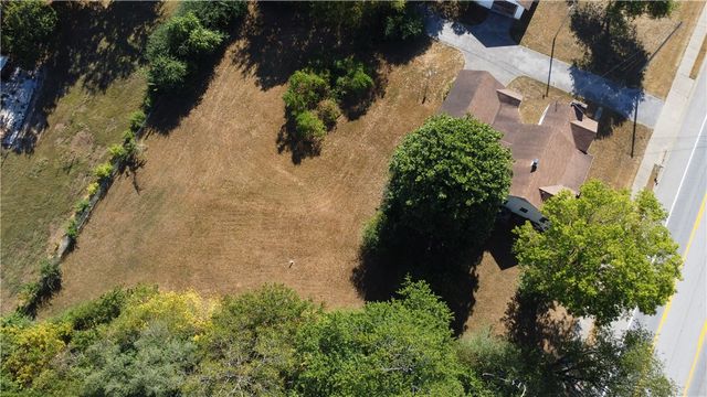 4060 E Huntsville Road, Fayetteville, AR 72701