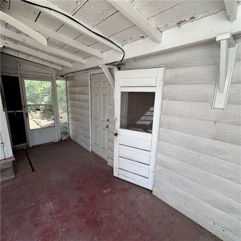 4060 E Huntsville Road, Fayetteville, AR 72701