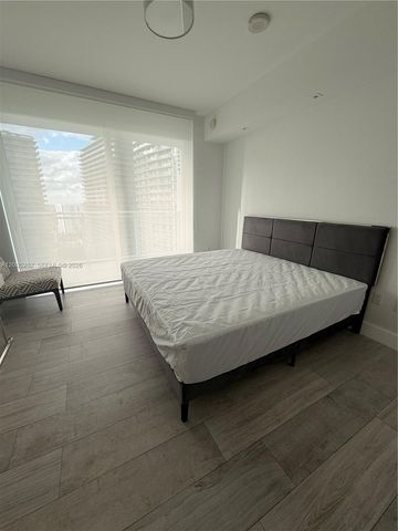 1080 Brickell Ave 2601, Miami, FL 33131