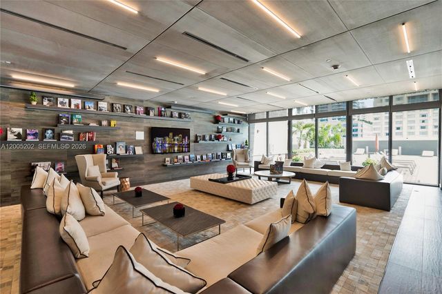 1080 Brickell Ave 2601, Miami, FL 33131