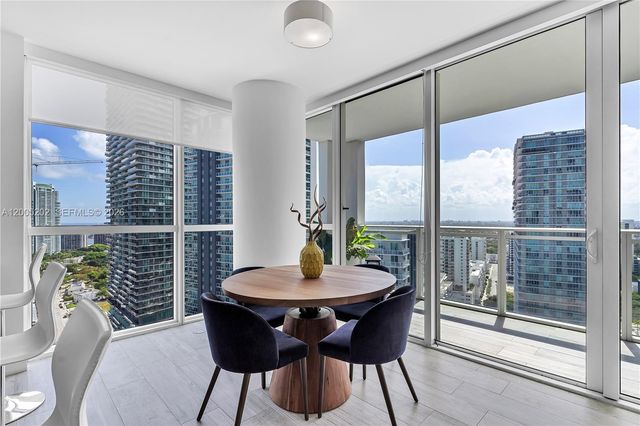 1080 Brickell Ave 2601, Miami, FL 33131