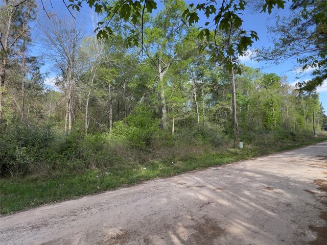 19108 Surrey, New Caney, TX 77357