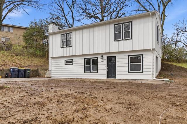 623 NE Woodlawn Street, Kansas City, MO 64116