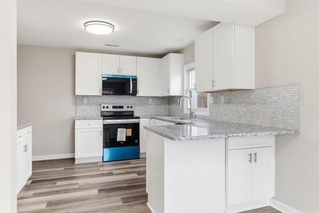 623 NE Woodlawn Street, Kansas City, MO 64116