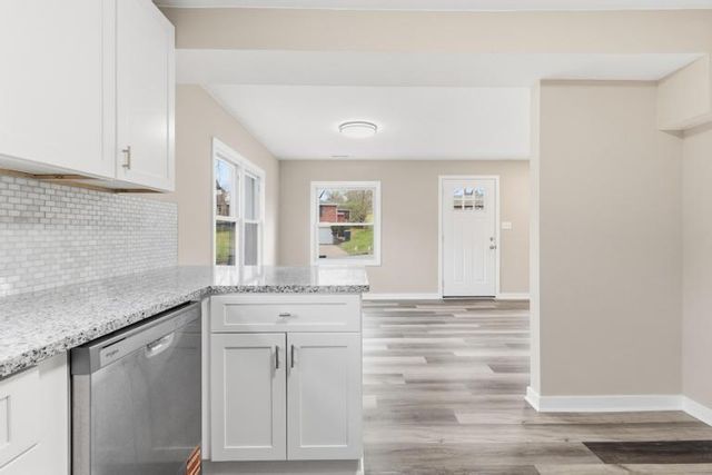 623 NE Woodlawn Street, Kansas City, MO 64116