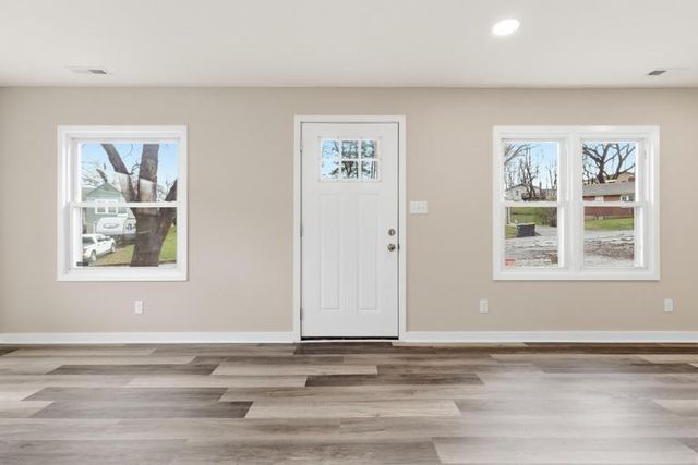 623 NE Woodlawn Street, Kansas City, MO 64116