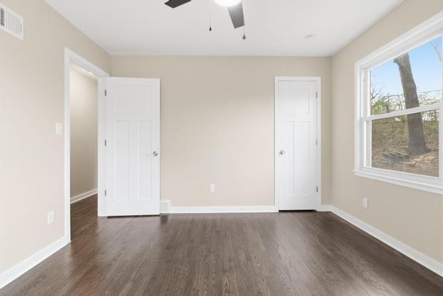 623 NE Woodlawn Street, Kansas City, MO 64116