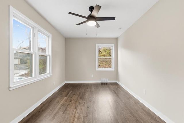 623 NE Woodlawn Street, Kansas City, MO 64116