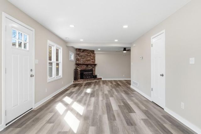 623 NE Woodlawn Street, Kansas City, MO 64116