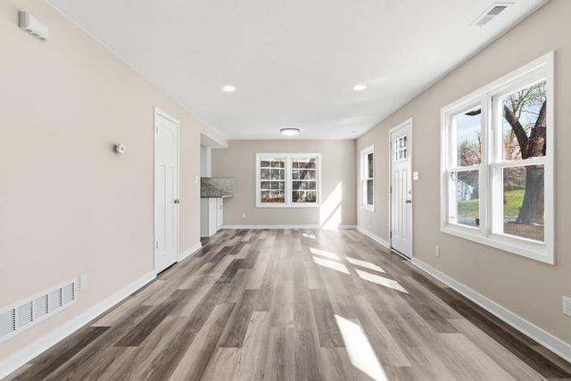 623 NE Woodlawn Street, Kansas City, MO 64116