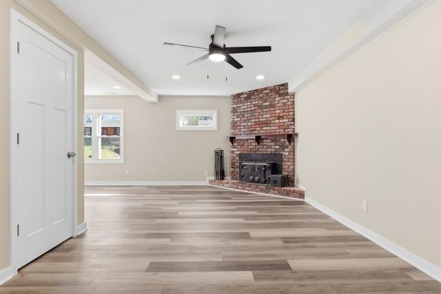 623 NE Woodlawn Street, Kansas City, MO 64116