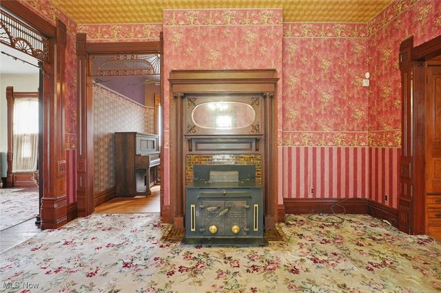 60 E Walnut Street, Jefferson, OH 44047