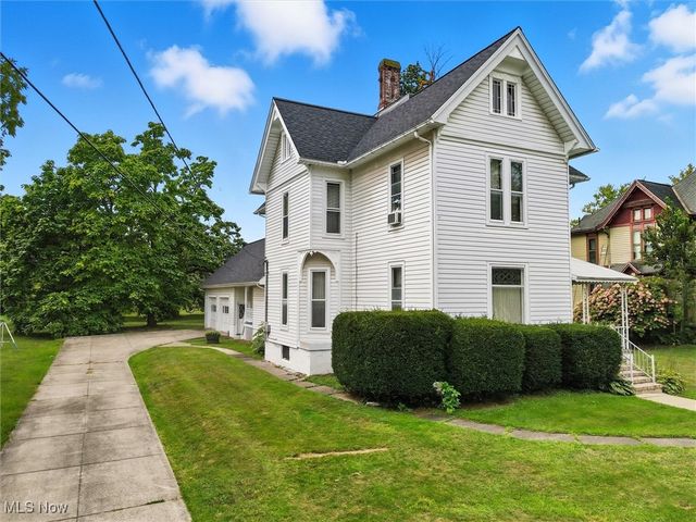 60 E Walnut Street, Jefferson, OH 44047