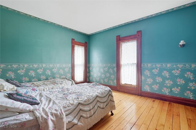 60 E Walnut Street, Jefferson, OH 44047