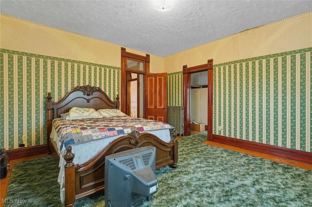 60 E Walnut Street, Jefferson, OH 44047