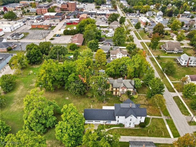 60 E Walnut Street, Jefferson, OH 44047