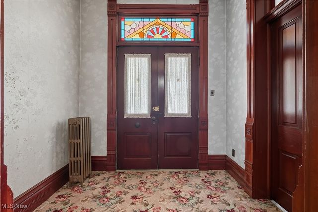 60 E Walnut Street, Jefferson, OH 44047