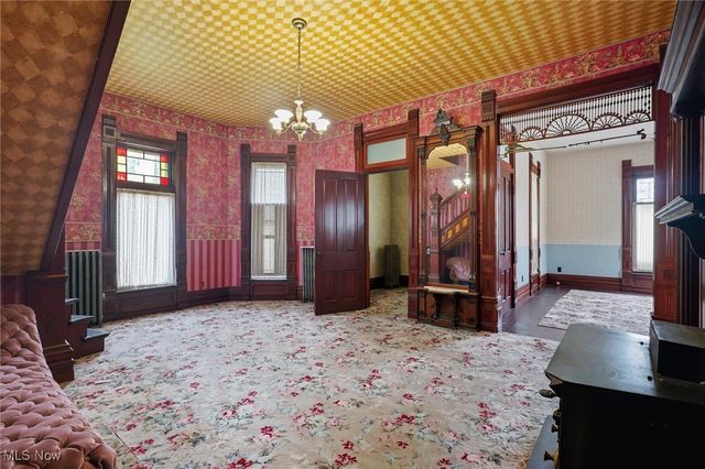 60 E Walnut Street, Jefferson, OH 44047