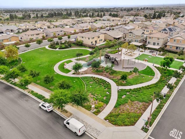 16650 Wyndham Lane 4, Fontana, CA 92336